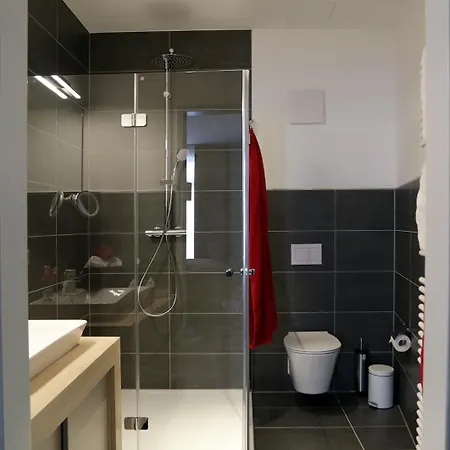 Pm-am Hoher 4*