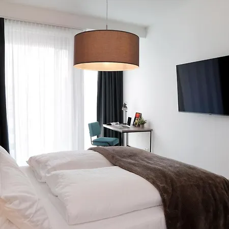Pm-Am Apartments Hoher Wall 4*